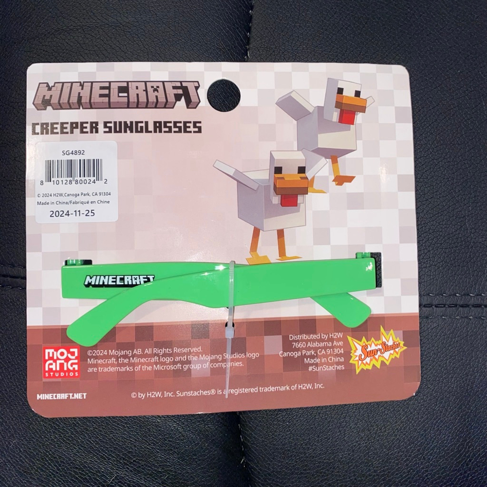 Boys Minecraft Creeper Sunglasses Exclusive Movie Theater Merchandise - Picture 2 of 2